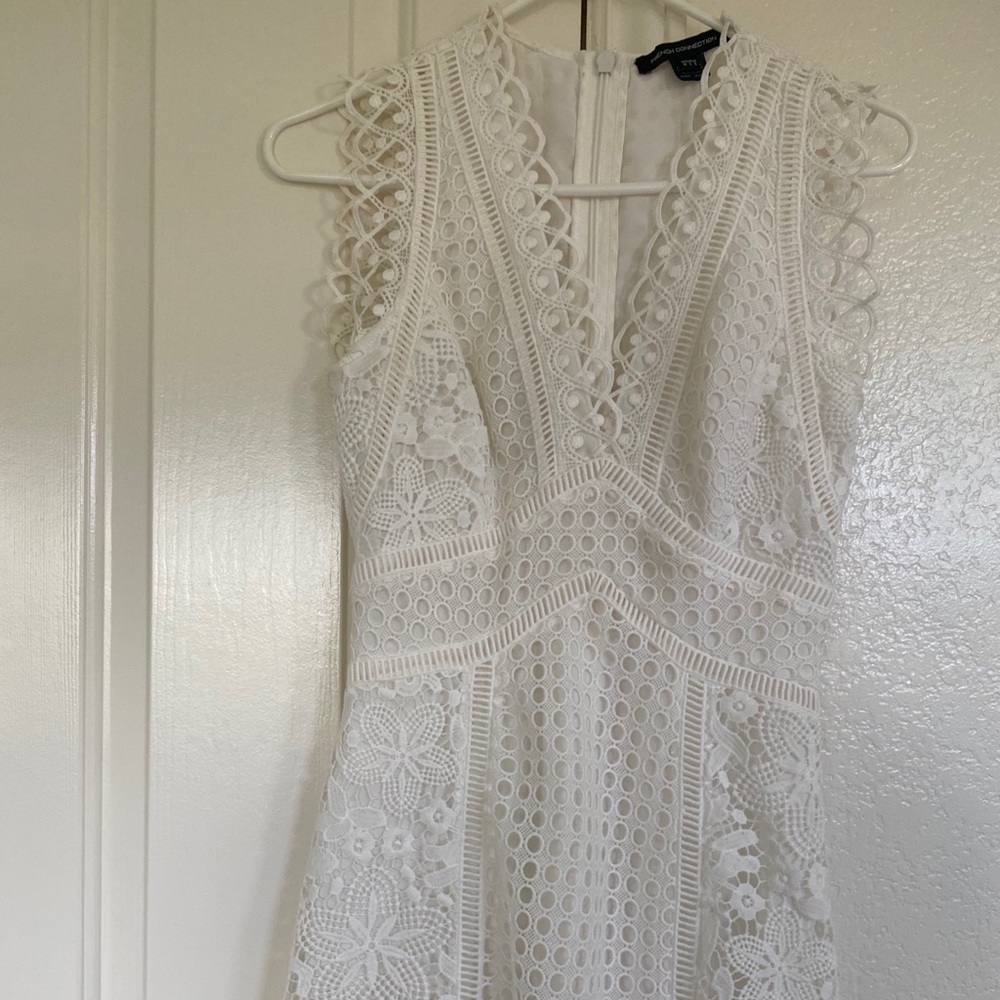 FRENCH CONNECTION White Lace Dress